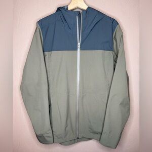 Kuhl Men's Stretch Voyagr Jacket Lightweight Waterproof Outdoor Adventure Small